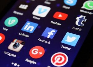 Setting up Social Media Health Goals - Online Activities during lockdown