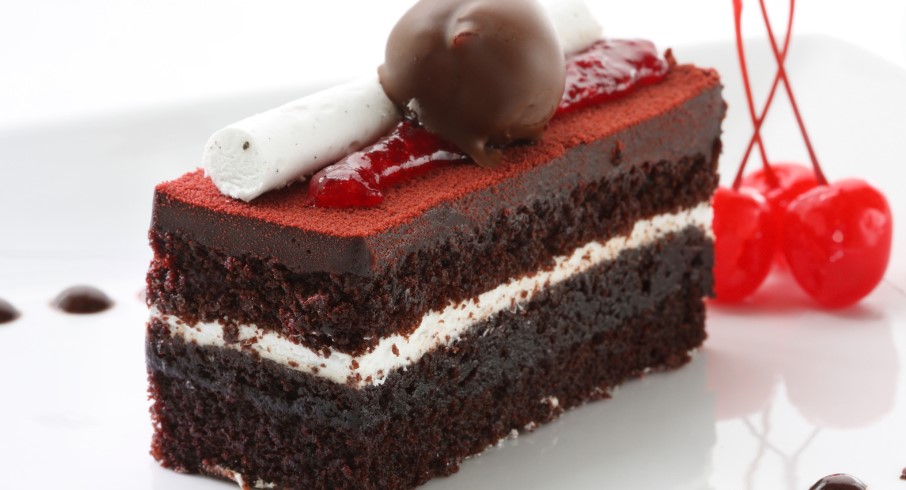 Steps to Freeze Fresh Cream Black Forest Gateau